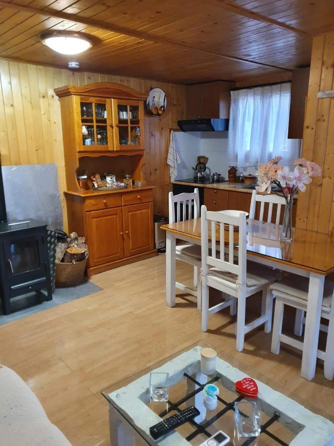 Cabana De Madera Especial Y Acogedora Cardenete Екстер'єр фото