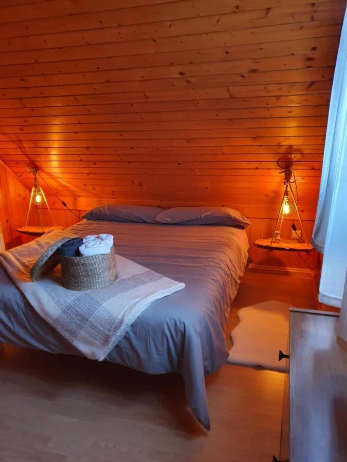 Cabana De Madera Especial Y Acogedora Cardenete Екстер'єр фото
