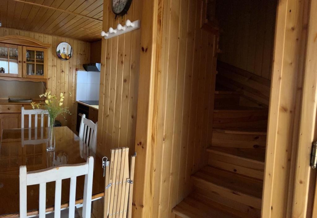 Cabana De Madera Especial Y Acogedora Cardenete Екстер'єр фото