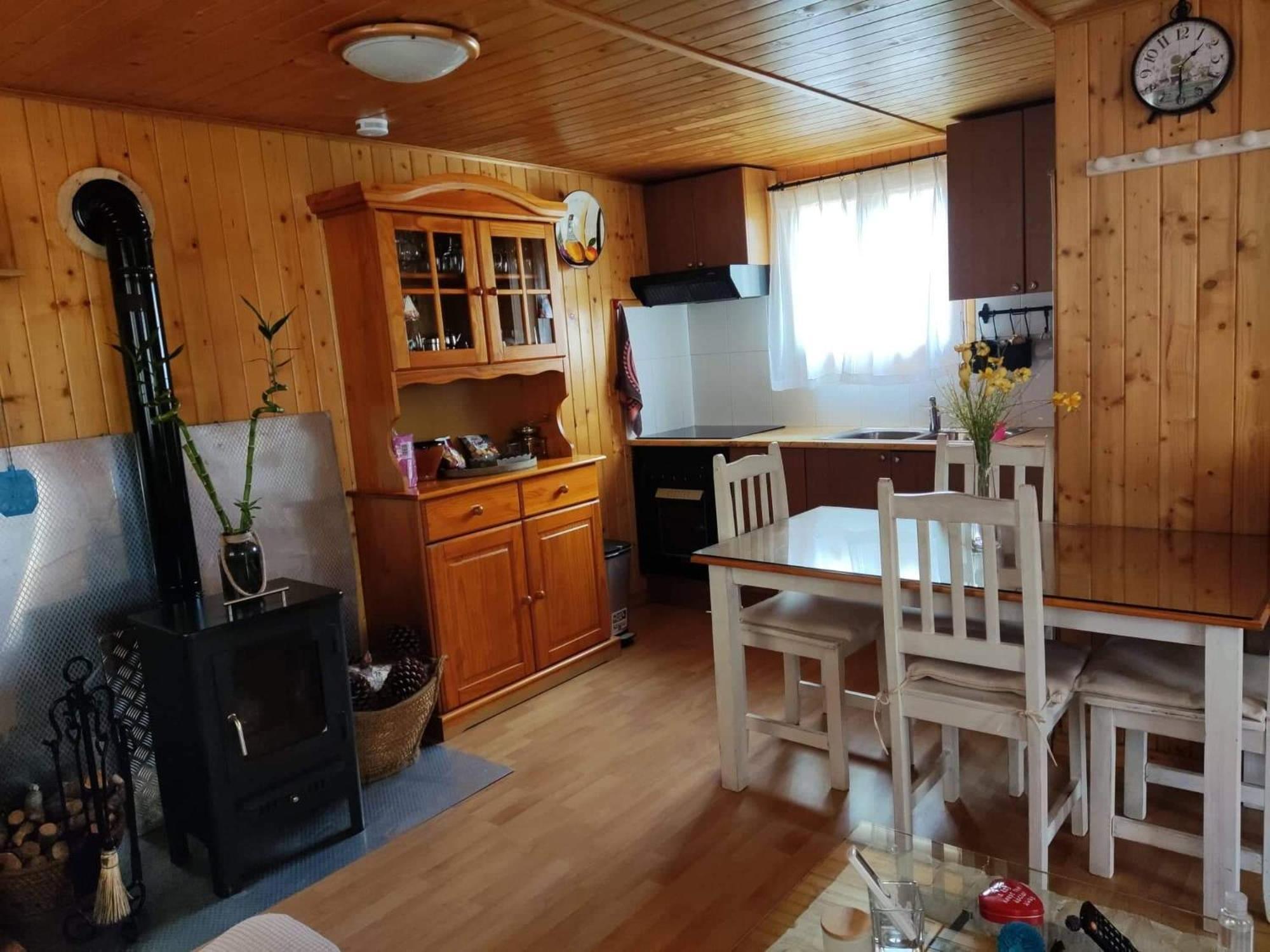 Cabana De Madera Especial Y Acogedora Cardenete Номер фото